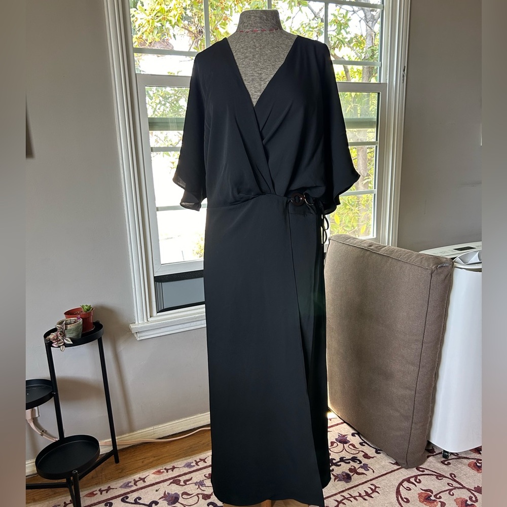 Mango Wrap Dress w/Hoop Detail, black